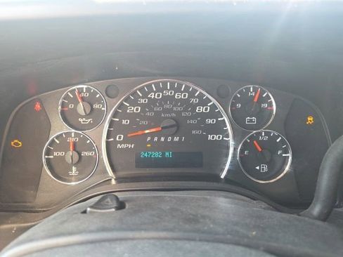 Used 2018 GMC Savana 3500 Extended w/ Driver Convenience Package image 29