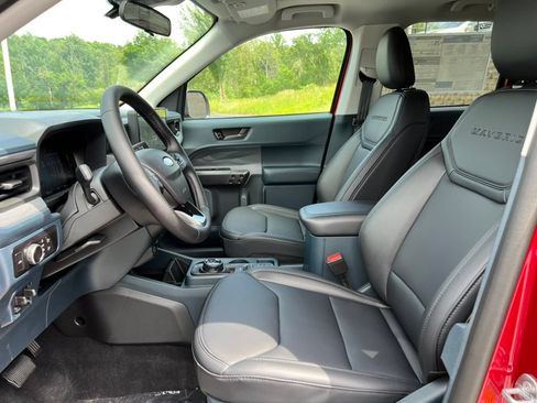 Used 2026 Ford Maverick Lariat w/ Black Appearance Package AWD/4WD image 4