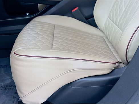 Used 2024 Cadillac Lyriq Sport w/ Nappa Leather Package AWD/4WD image 20