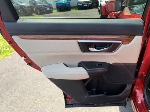 Used 2018 Honda CR-V EX image 24
