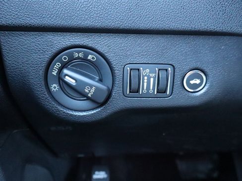 Used 2020 Dodge Charger R/T image 14