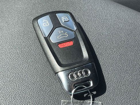 Certified 2023 Audi Q5 2.0T Premium Plus w/ Premium Plus Package AWD/4WD image 4