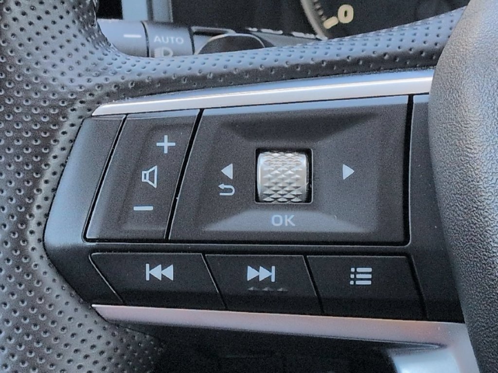 Used 2025 Mitsubishi Outlander SE AWD/4WD image 20