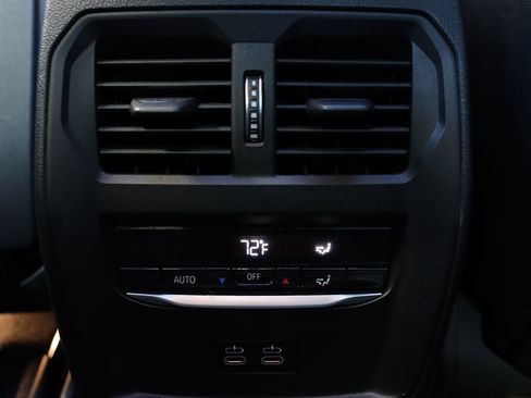 Used 2021 BMW 430i Coupe w/ M Sport Package image 28