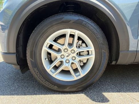 New 2026 Ford Explorer Active image 11