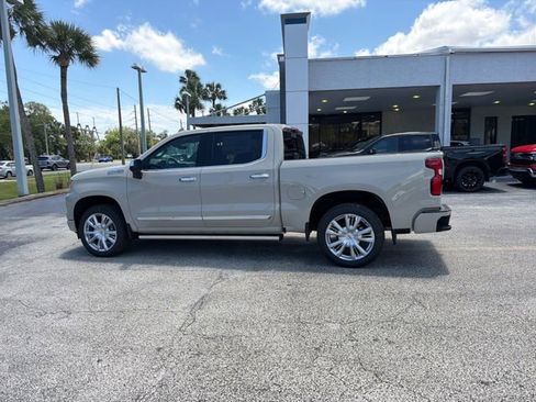 New 2026 Chevrolet Silverado 1500 High Country AWD/4WD image 7
