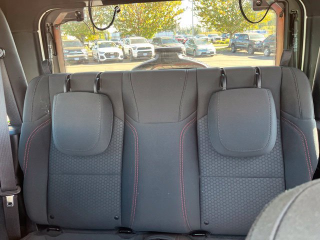 Used 2019 Jeep Wrangler Rubicon w/ Steel Bumper Group AWD/4WD image 10