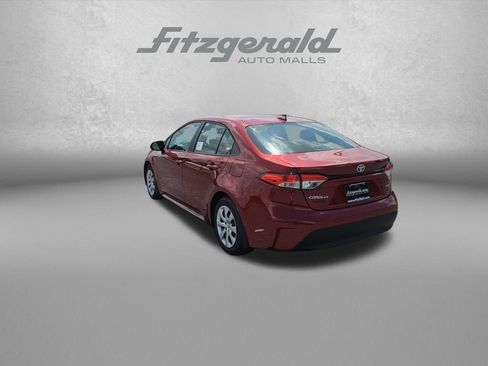 Used 2026 Toyota Corolla LE FWD image 5