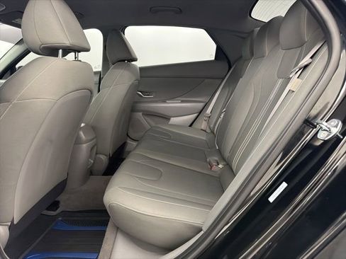 Certified 2025 Hyundai Elantra Sport image 15