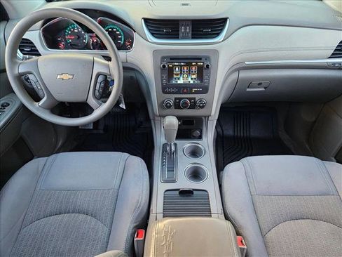 Used 2014 Chevrolet Traverse LS image 11