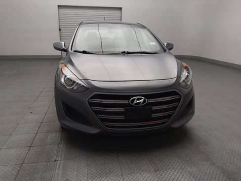 Used 2016 Hyundai Elantra GT FWD image 14