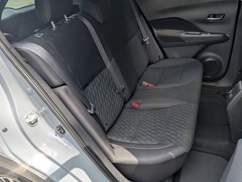 Used 2021 Nissan Kicks SV FWD image 19