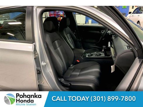 Used 2025 Honda Civic Sport image 6