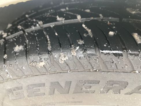 Used 2017 Ford Fusion SE w/ Fusion SE Technology Package image 32