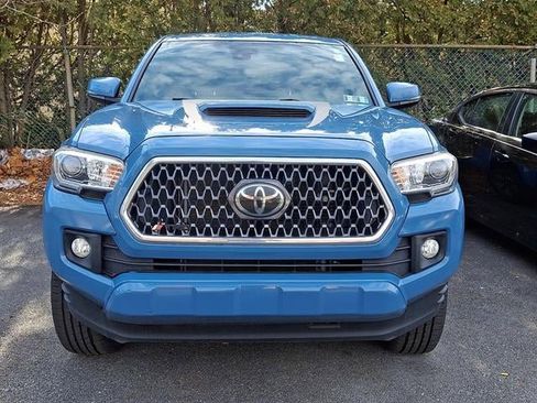 Used 2019 Toyota Tacoma TRD Sport image 37
