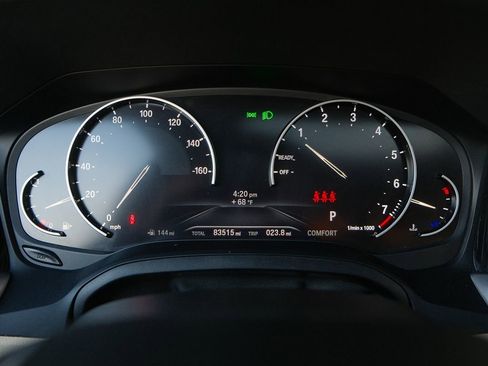 Used 2019 BMW 330i Sedan w/ Driving Assistance Package image 17