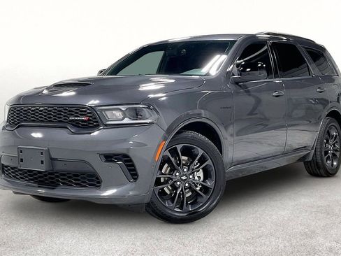 Used 2025 Dodge Durango R/T w/ Blacktop Package AWD/4WD image 14
