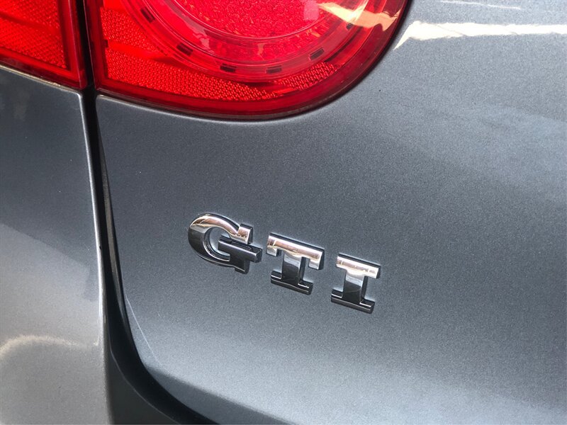 Used 2007 Volkswagen GTI 4-Door FWD image 18