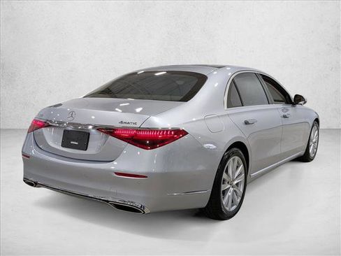 Used 2023 Mercedes-Benz S 500 4MATIC image 5