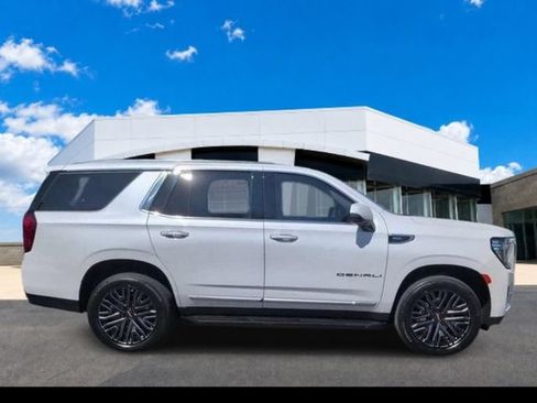 Certified 2024 GMC Yukon Denali AWD/4WD image 2