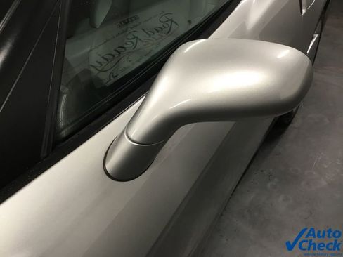 Used 2005 Chevrolet Corvette Convertible w/ Preferred Equipment Group image 25