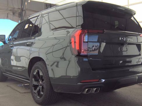 Used 2025 GMC Yukon AT4 w/ AT4 Premium Plus Package AWD/4WD image 8