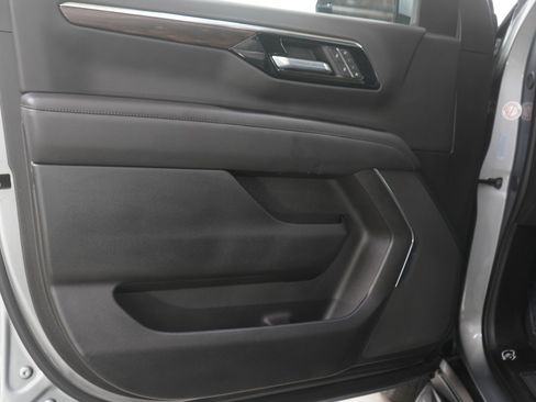 Used 2025 Chevrolet Tahoe LT AWD/4WD image 20