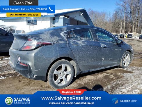 Used 2017 Chevrolet Volt LT w/ Comfort Package image 4