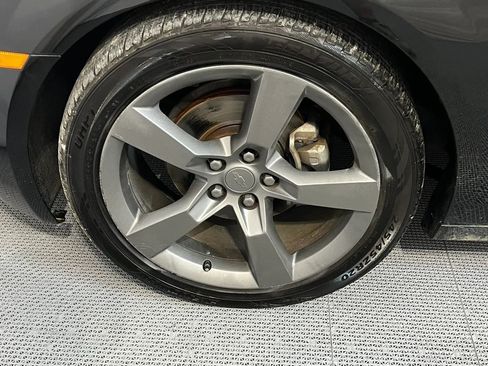 Used 2011 Chevrolet Camaro LT w/ RS Package RWD image 9
