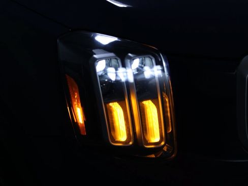 Used 2025 Kia Telluride S FWD image 41