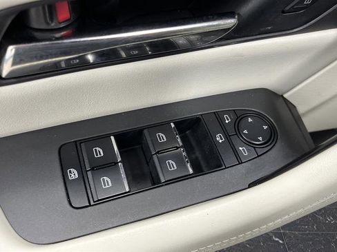 Used 2024 MAZDA CX-90 Plug-In Hybrid w/ Premium Plus image 30