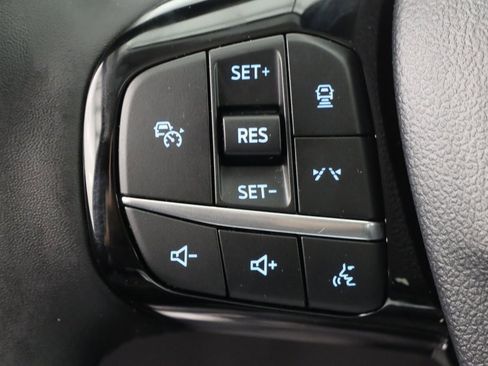 Certified 2024 Ford Escape SE image 18