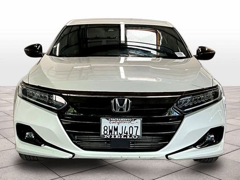 Used 2021 Honda Accord Sport image 3