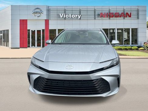 Used 2026 Toyota Camry LE FWD image 8