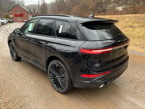 New 2026 Lincoln Corsair Grand Touring AWD/4WD image 3