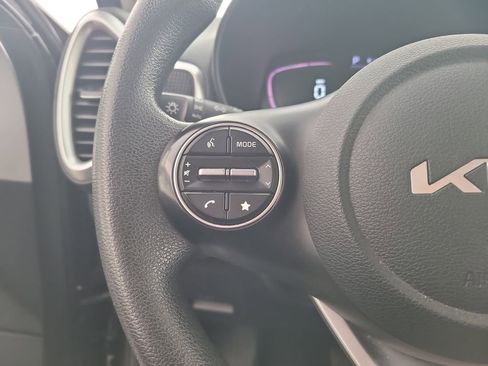 Used 2024 Kia Soul LX w/ Option Group 015 image 13