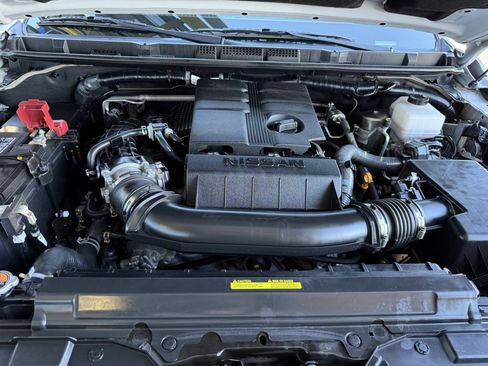 Used 2024 Nissan Frontier Pro-X w/ Pro Premium Package image 38