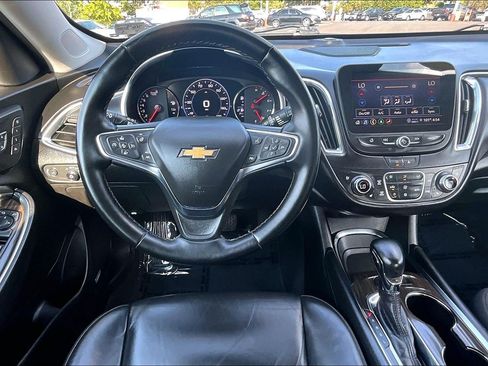Used 2024 Chevrolet Malibu LT FWD image 5