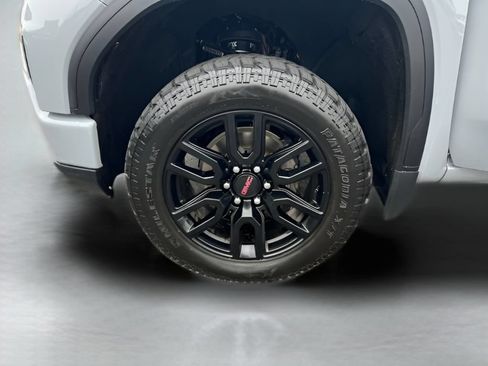 Certified 2024 GMC Sierra 1500 Elevation w/ X31 Off-Road Package AWD/4WD image 23