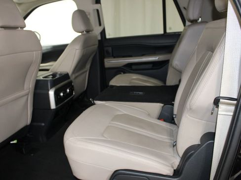Used 2024 Ford Expedition Max Limited AWD/4WD image 24