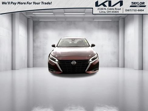 Used 2025 Nissan Altima 2.5 SV FWD image 4