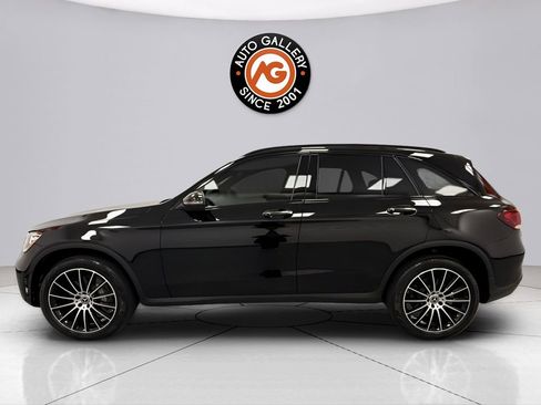 Used 2022 Mercedes-Benz GLC 300 image 4