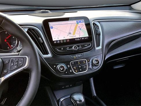 Used 2023 Chevrolet Malibu LT image 9