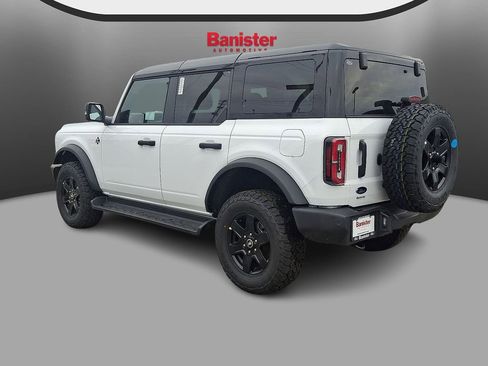 New 2025 Ford Bronco Outer Banks image 4