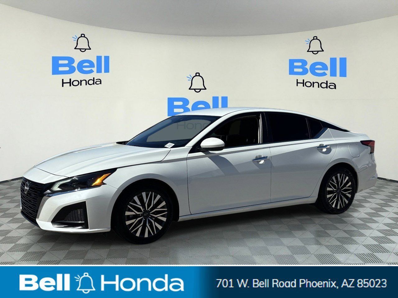 Used 2023 Nissan Altima 2.5 SV FWD image 1