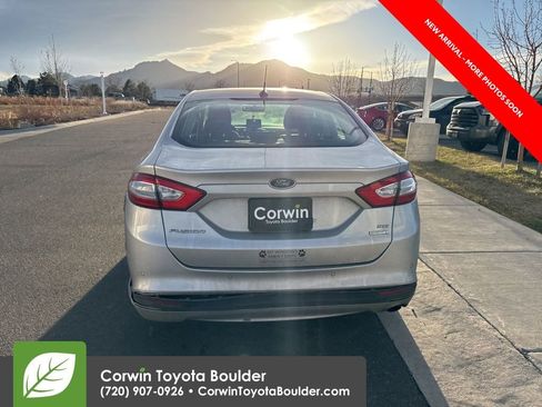 Used 2016 Ford Fusion SE w/ Equipment Group 202A image 6