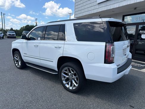 Used 2020 GMC Yukon SLT w/ Premium Edition AWD/4WD image 6