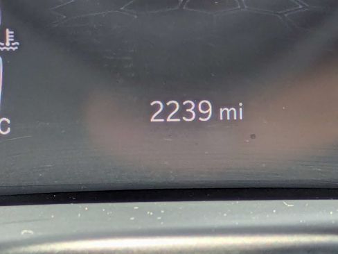 Used 2025 Jeep Compass Latitude w/ Convenience Group AWD/4WD image 34