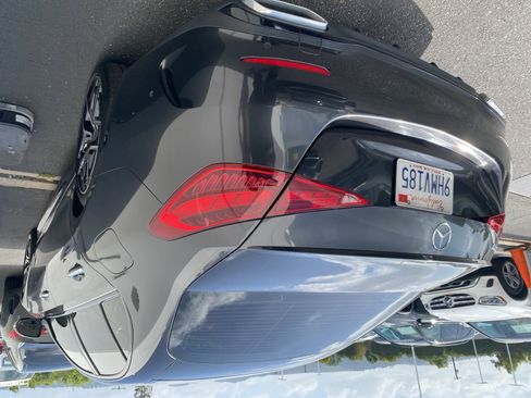 Used 2023 Mercedes-Benz C 300 Sedan image 3