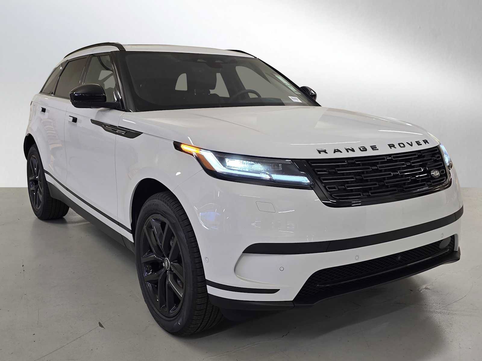 New 2026 Land Rover Range Rover Velar S AWD/4WD image 7